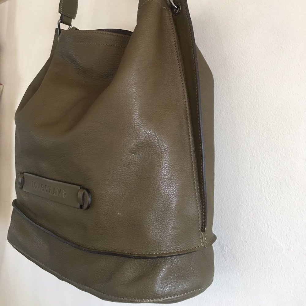 **SOLD**Longchamp 3D Large Olive Leather Hobo Bag - Picture 2 of 10